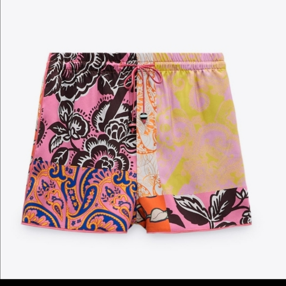 Bloggers fav sold our floral print jacket co ord set - Picture 3 of 4